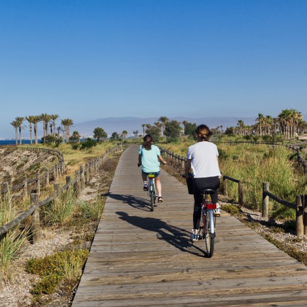 Fietsen houtenpad, Almeria Fietsen houtenpad, Almeria